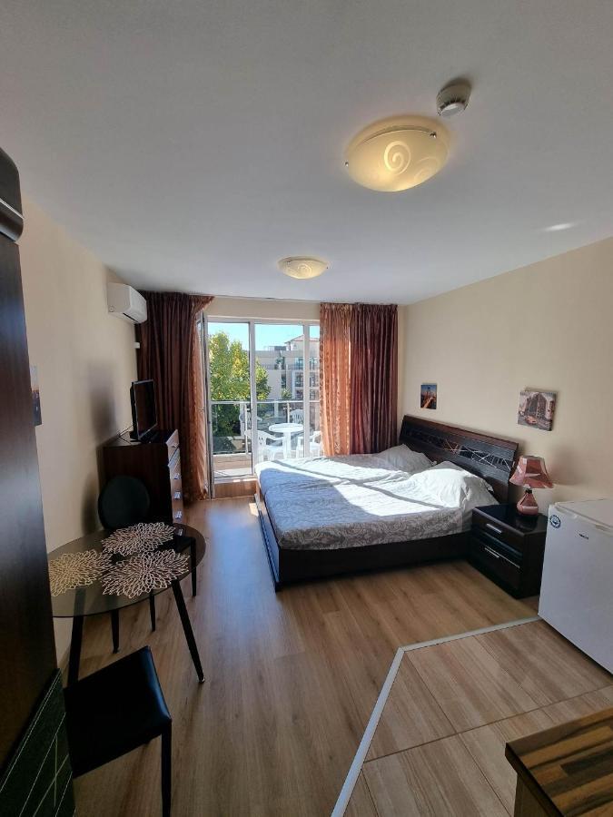 Deluxe Admiral Plaza Apartamento Sunny Beach Exterior foto