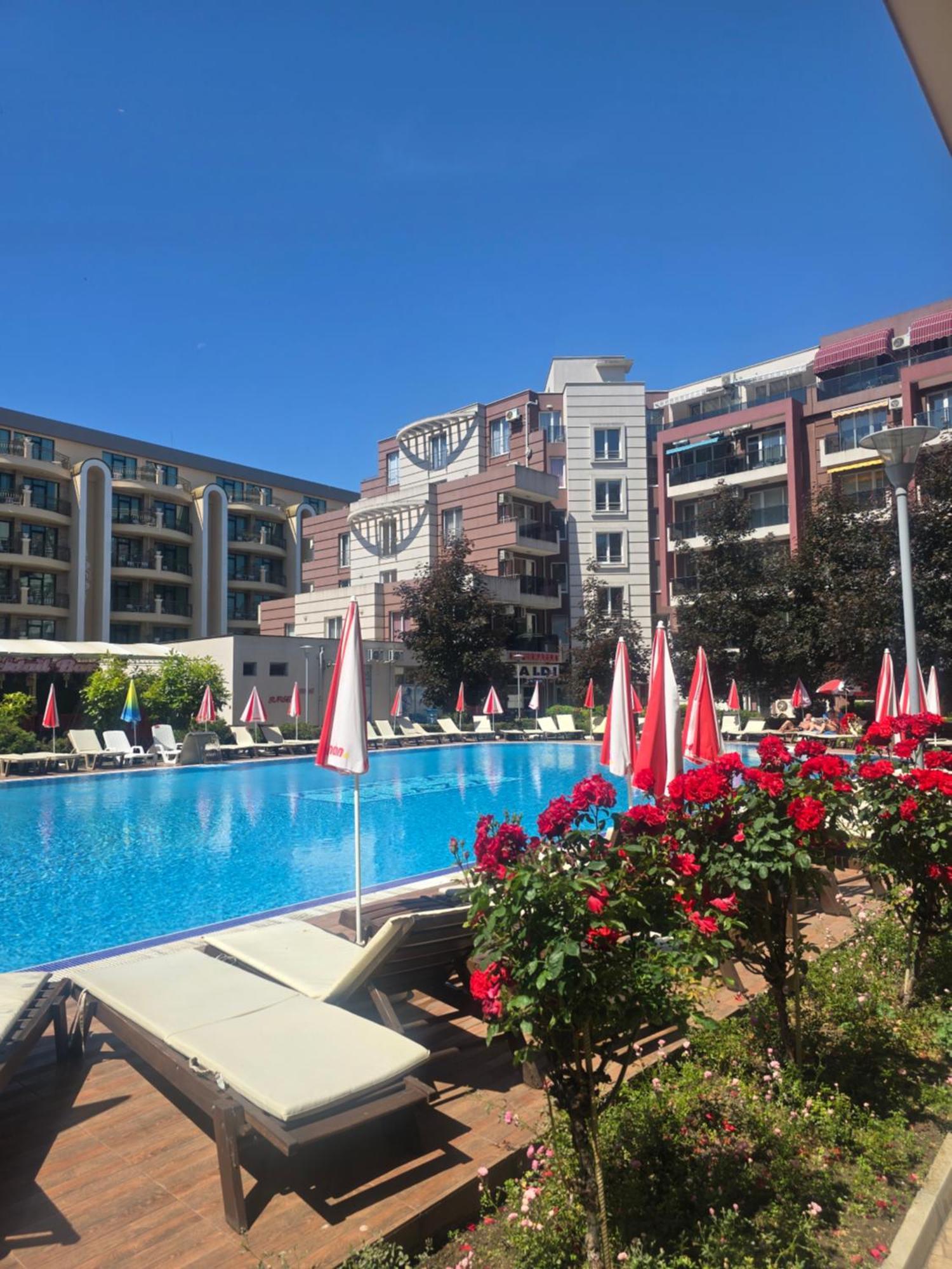 Deluxe Admiral Plaza Apartamento Sunny Beach Exterior foto